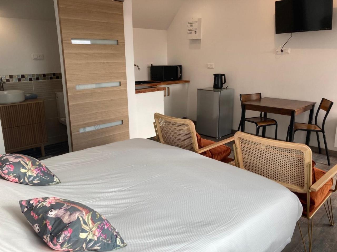 Aparthotel Des 2 Caps アンブレウーズ エクステリア 写真